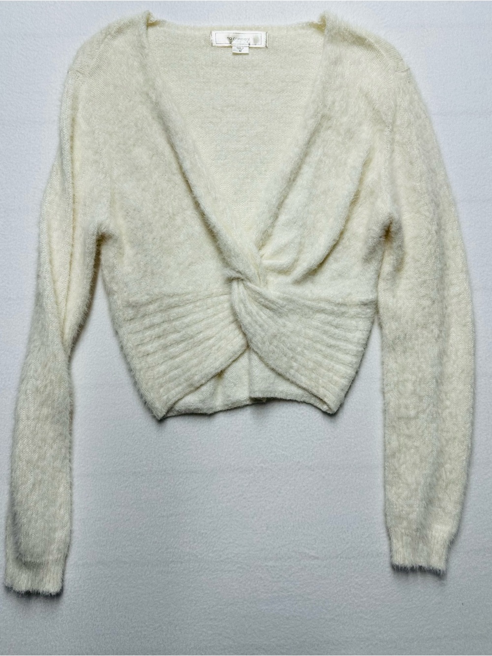 no comment NY•LA Women’s Medium Fuzzy Twist‑Front Sweater – Cream Knit